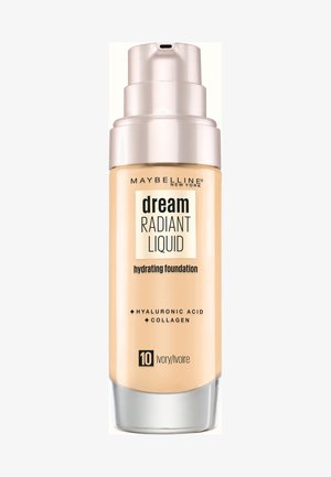 Fond de teint liquide Dream Radiant de Maybelline en ivoire. Bouteille en verre clair avec un capuchon à pompe argenté. Consistance lisse et liquide, étiquetée avec les ingrédients clés.
