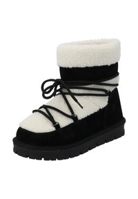 Botas de tobillo negras y crema con un upper de piel de oveja esponjosa, detalles en ante negro y cordones negros para un ajuste seguro. Suelas de goma para mayor tracción.