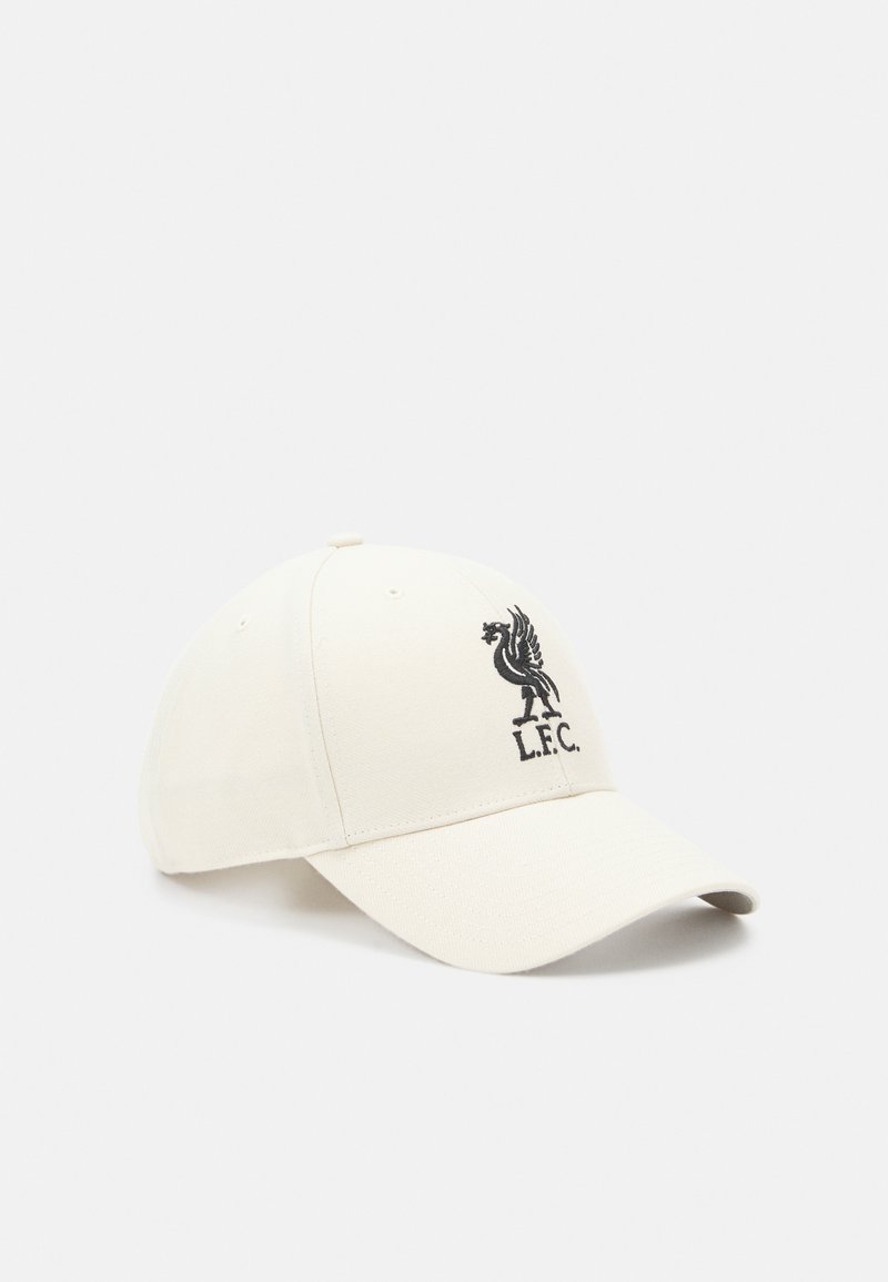 Baseballcap aus cremefarbenem Stoff mit einem schwarzen, gestickten Liverpool FC-Logo auf der Vorderseite. Gebogener Schirm mit genähten Details.