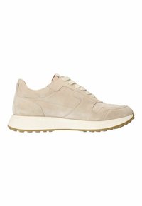 Beige Wildlederschuh mit einer weißen Zwischensohle und einer hellbraunen Gummisohle, ausgestattet mit einer runden Zehenpartie und klassischem Schnürdesign.