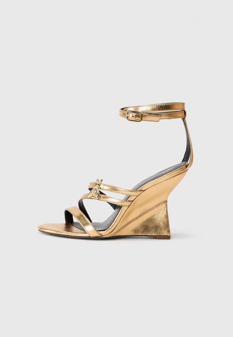 Patrizia Pepe Sandále na vysokom opätku - solar gold