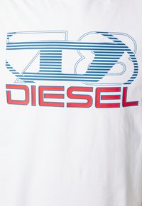 Diesel T-DIEGOR-K74 - T-shirts med print - white