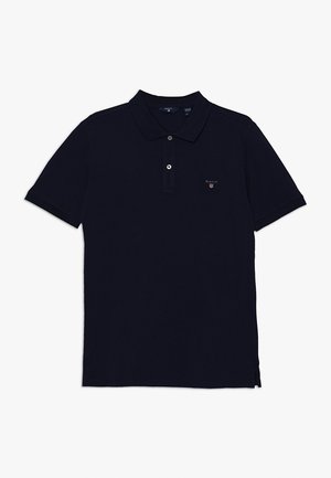 Marineblå kortærmet polo skjorte med krave og to knapper, lille logo på venstre bryst, ensfarvet design.