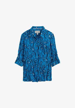 Cămașă albastră cu nasturi, cu mâneci suflate și imprimeu floral închis la culoare, cu detalii albe și negre.