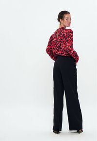 Herita STANDING COLLAR LONG SLEEVE - Bluse - red