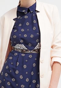 Vero Moda Vestido informal - dark blue