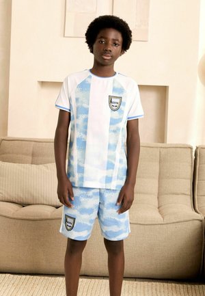 Next, REGULAR FIT - SINGLE SHORT FOOTBALL PYJAMAS SET - Nattøj sæt - blue white argentina