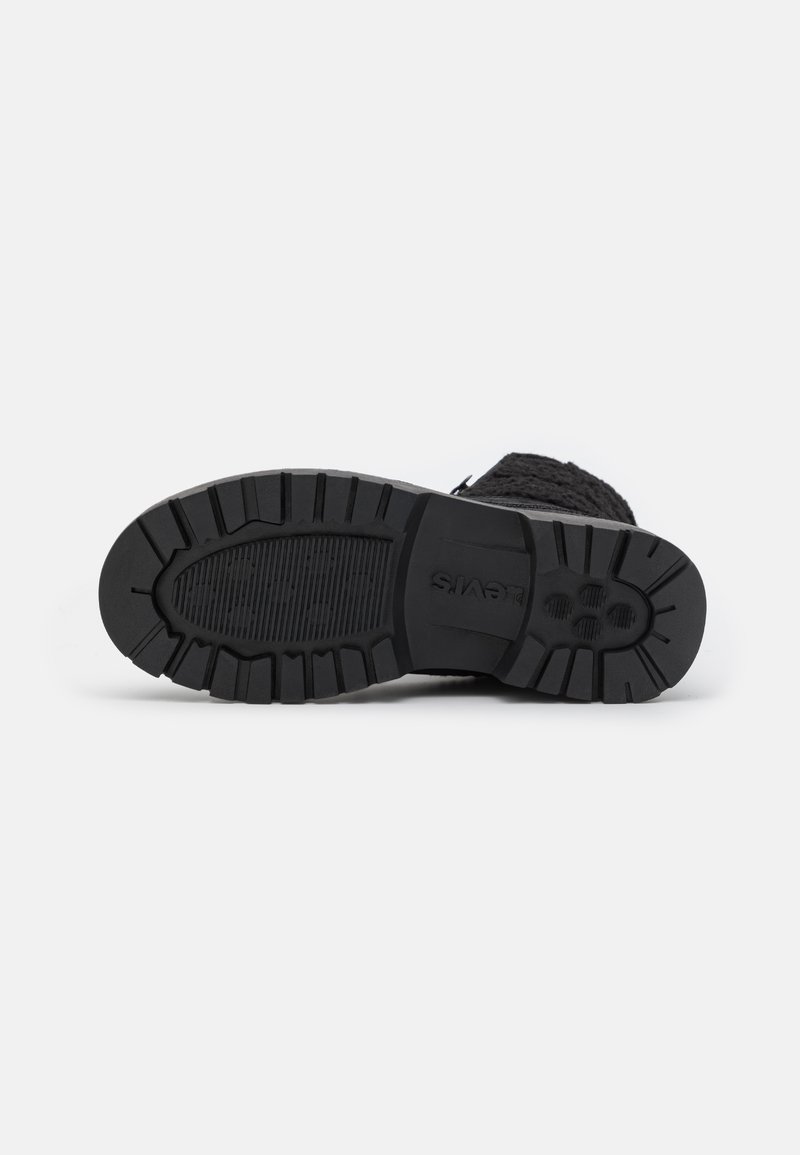 Levi's® SOLVI QUILTED - Schnürstiefelette - full black