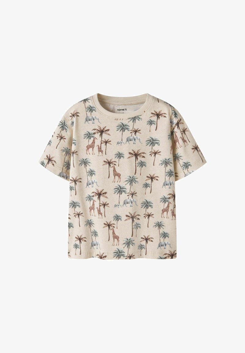Μπεζ κοντομάνικη μπλούζα με ολόσωμο σχέδιο καμηλοπαρδάλεις, ελέφαντες και φοίνικες σε απαλούς καφέ και γκρι τόνους.