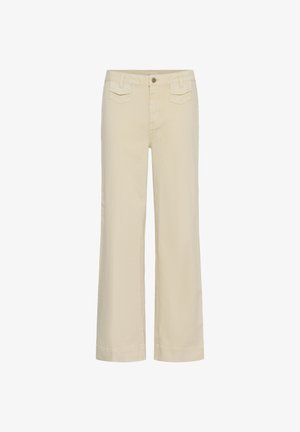 Beige broek met wijde pijpen, voorzien van een knoop- en ritssluiting aan de voorkant, twee klepzakken aan de voorkant en lussen voor een riem.