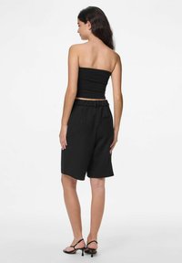 Pieces PCKAMIL - Short - black