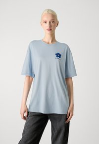 Edwin HANADOROBO UNISEX - Print T-shirt - kentucky blue