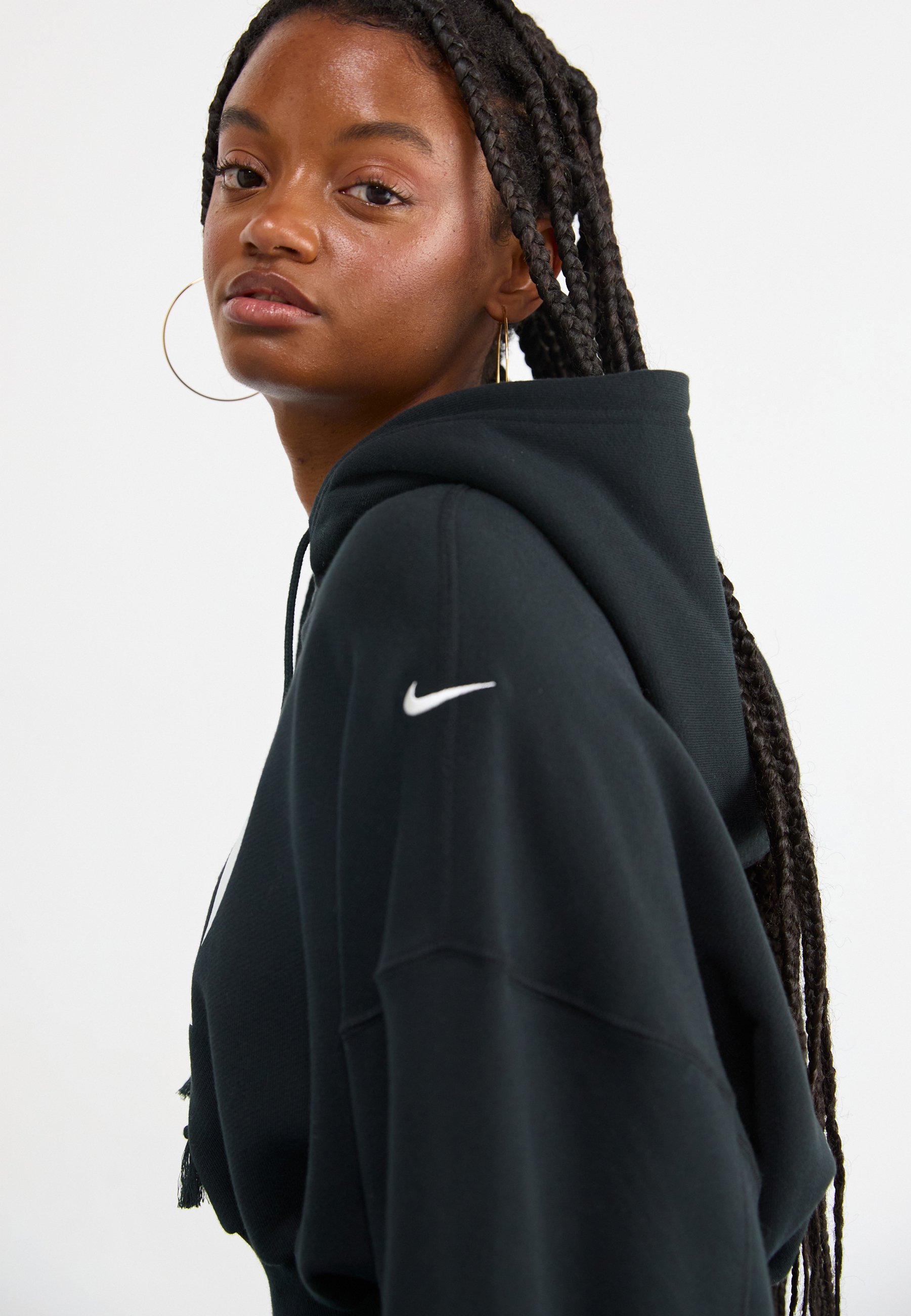 black cropped nike jumper
