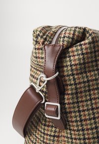 Les Deux Weekender - sand