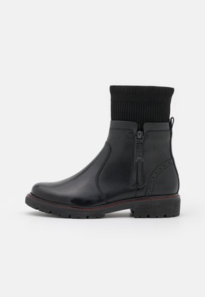 Classic ankle boots - black