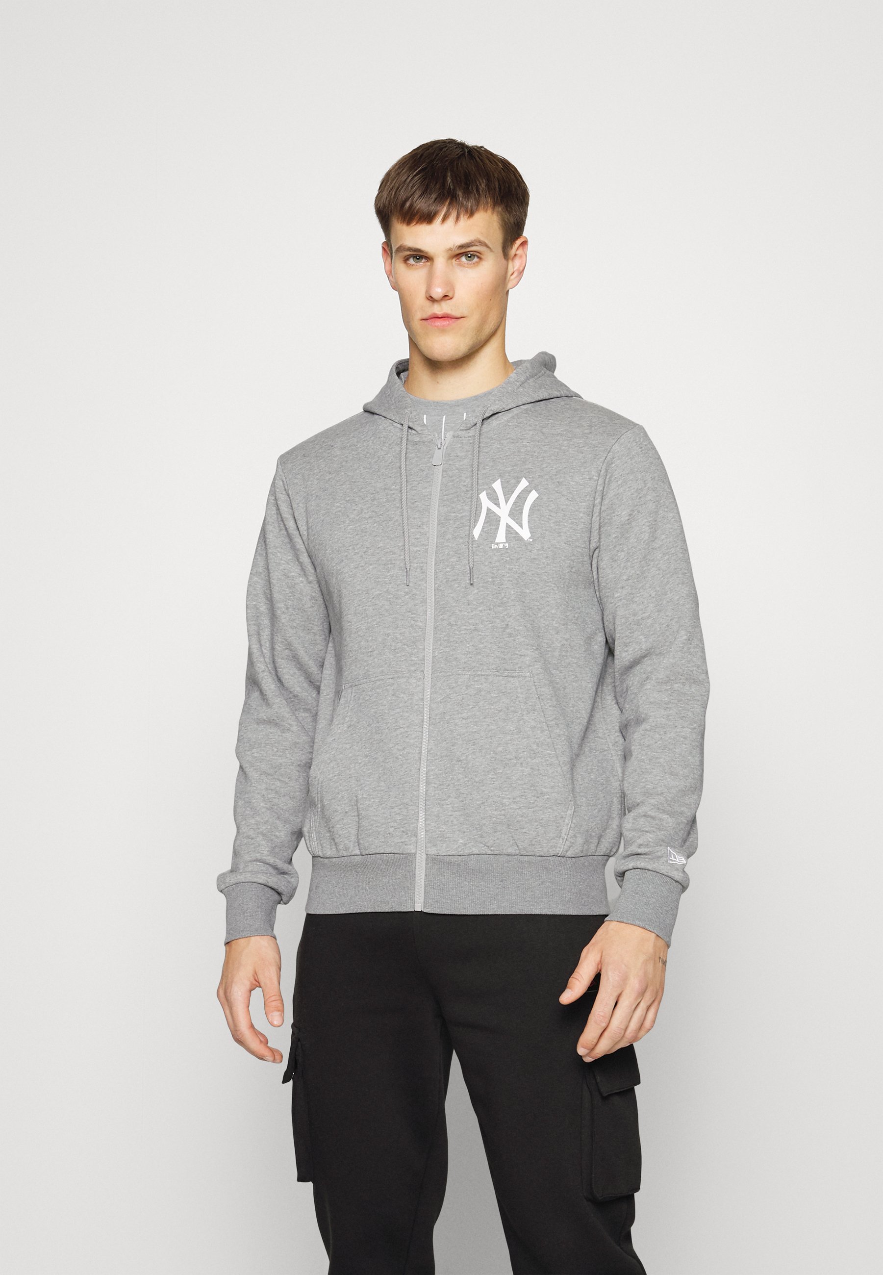 New Era NEW YORK YANKEES LEAGUE ESSENTIAL FULL ZIP HOODIE - Zip-up  sweatshirt - light grey/white/light grey - Zalando.de