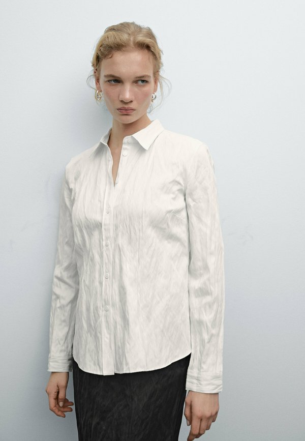 TEXTURED  - Button-down blouse