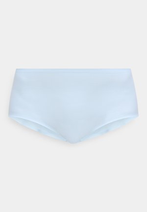 Jasnoniebieskie bezszwowe damskie majtki typu hipster, gładki materiał z niskim stanem i pełnym pokryciem tylnej części.