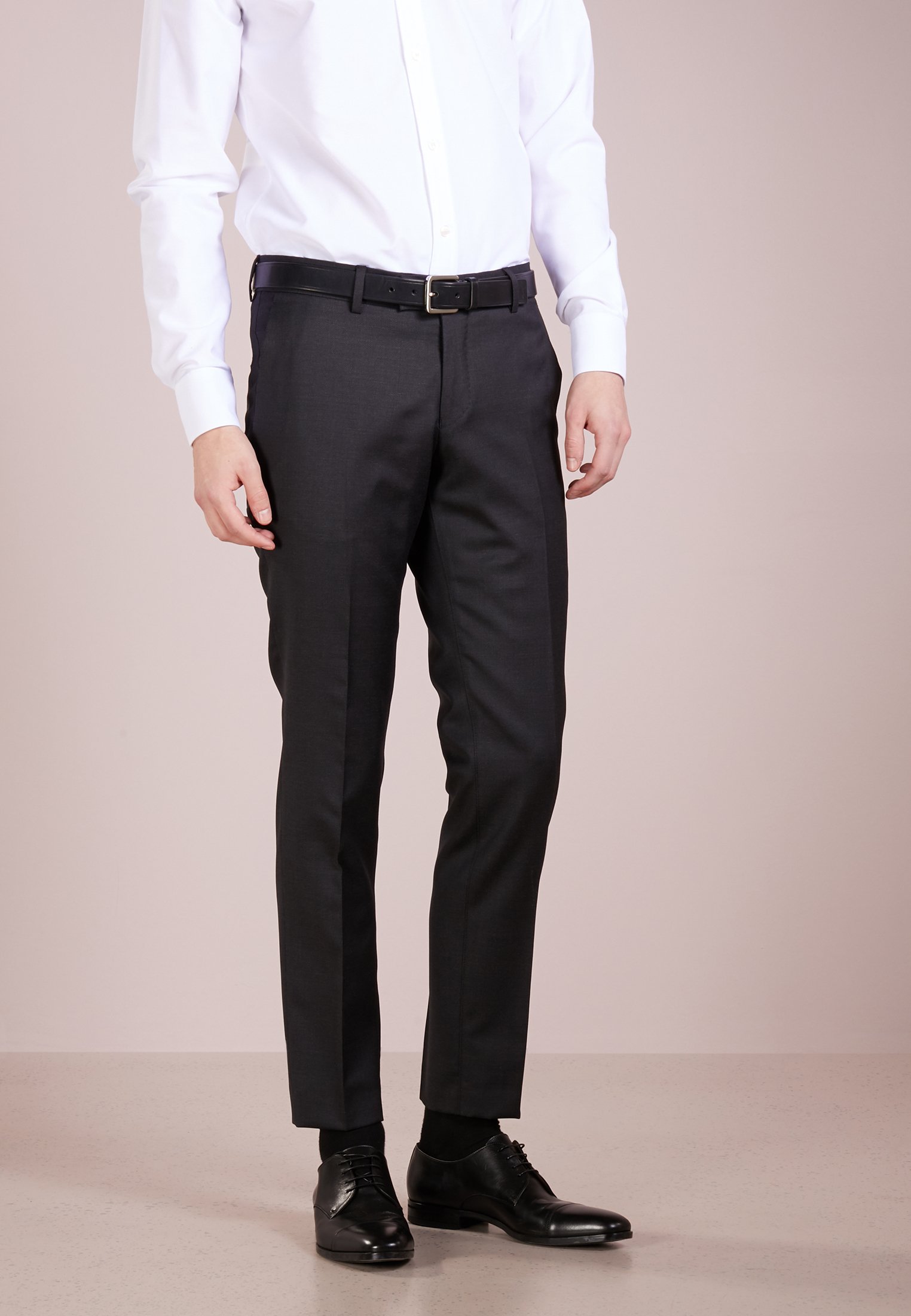 Tiger of Sweden GORDON Dressbukse iron gate Zalando.no Tiger of Sweden GORDON Dressbukse light ink Zalando.no
