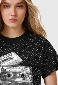 AllSaints REEL ELLE TEE - Printtipaita - black