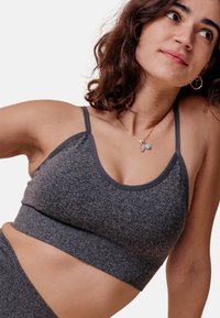 Araa Active SENA SEAMLESS - Sport-bh met light support - grey