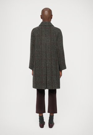 Rank 11: Weekend Max Mara - PITONE - Trenchcoat