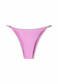 Bas de bikini rose en tissu doux. Présente une taille basse et des fines lanières latérales avec un matériel ajustable pour un ajustement personnalisable.