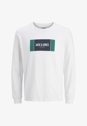 Witte langslavende t-shirt met een voorzijde grafiek met de tekst "JACK & JONES" in donkerblauw en groene rechthoekige accentueringen. Katoenen stof.