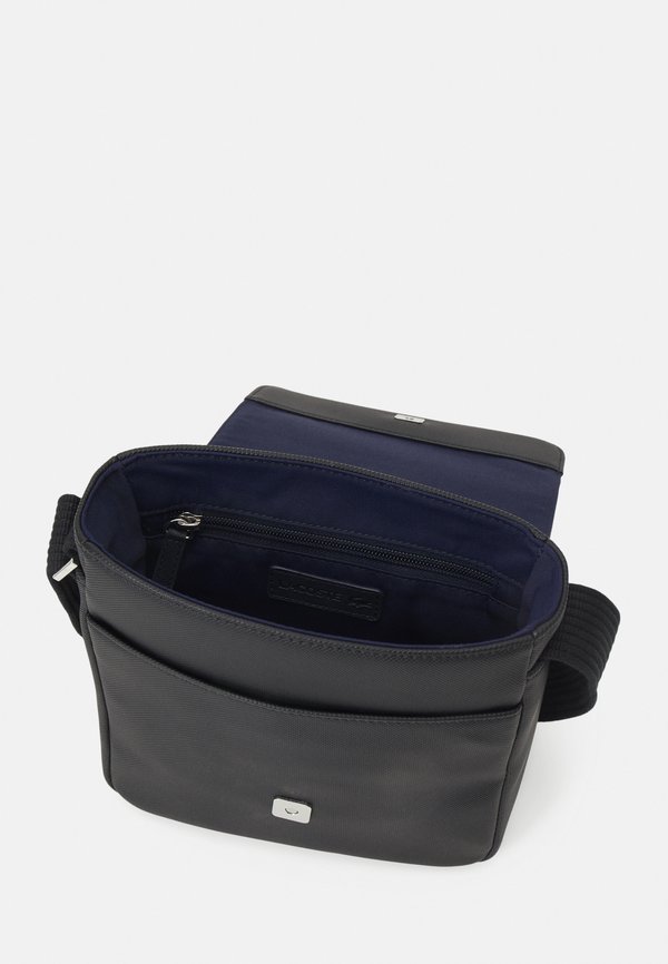 CLASSIC  - Cross body bag - noir3