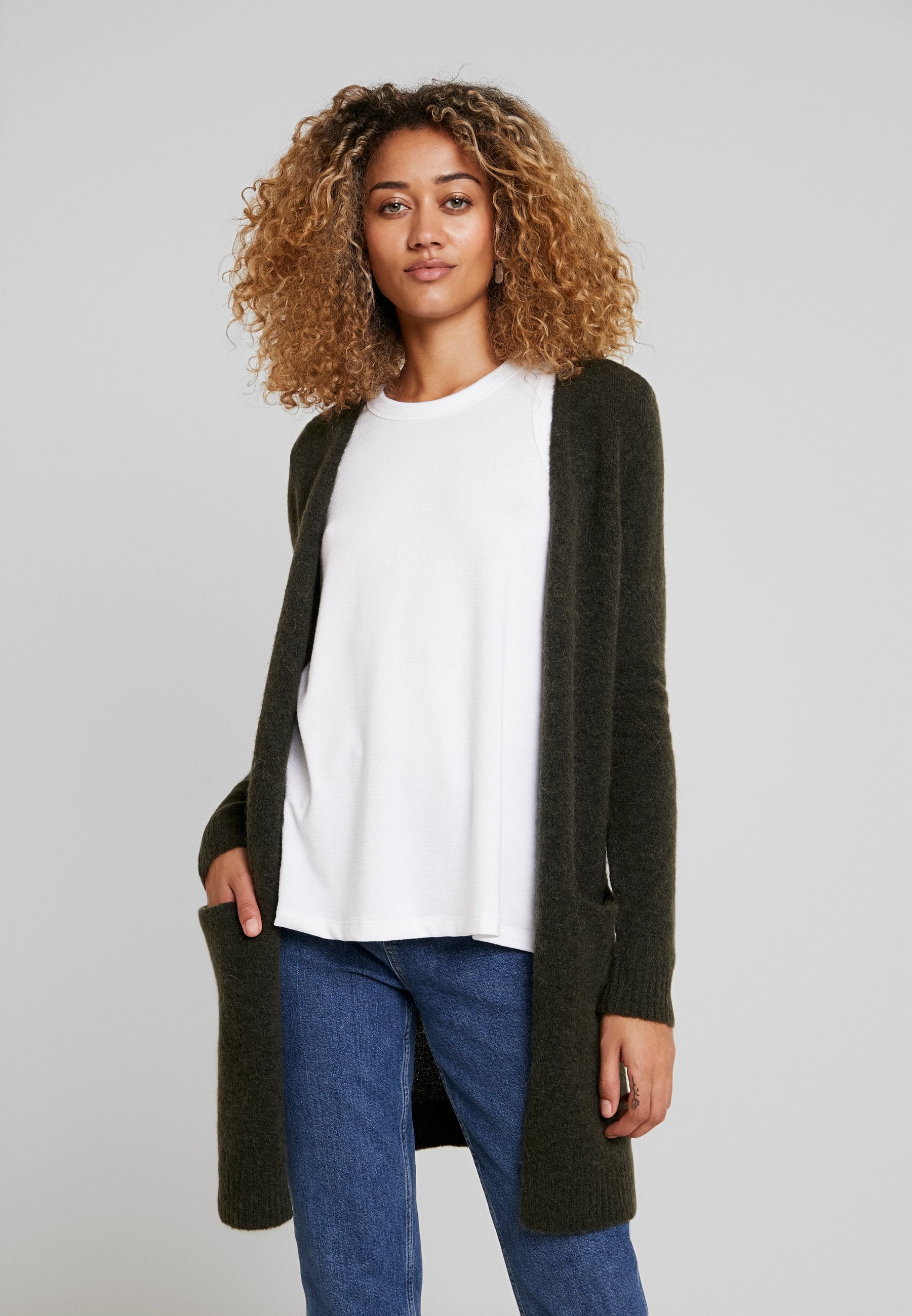 cream kaitlyn cardigan