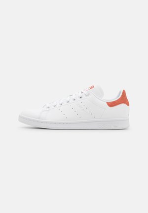 STAN SMITH UNISEX - Matalavartiset tennarit - white/fagic earth
