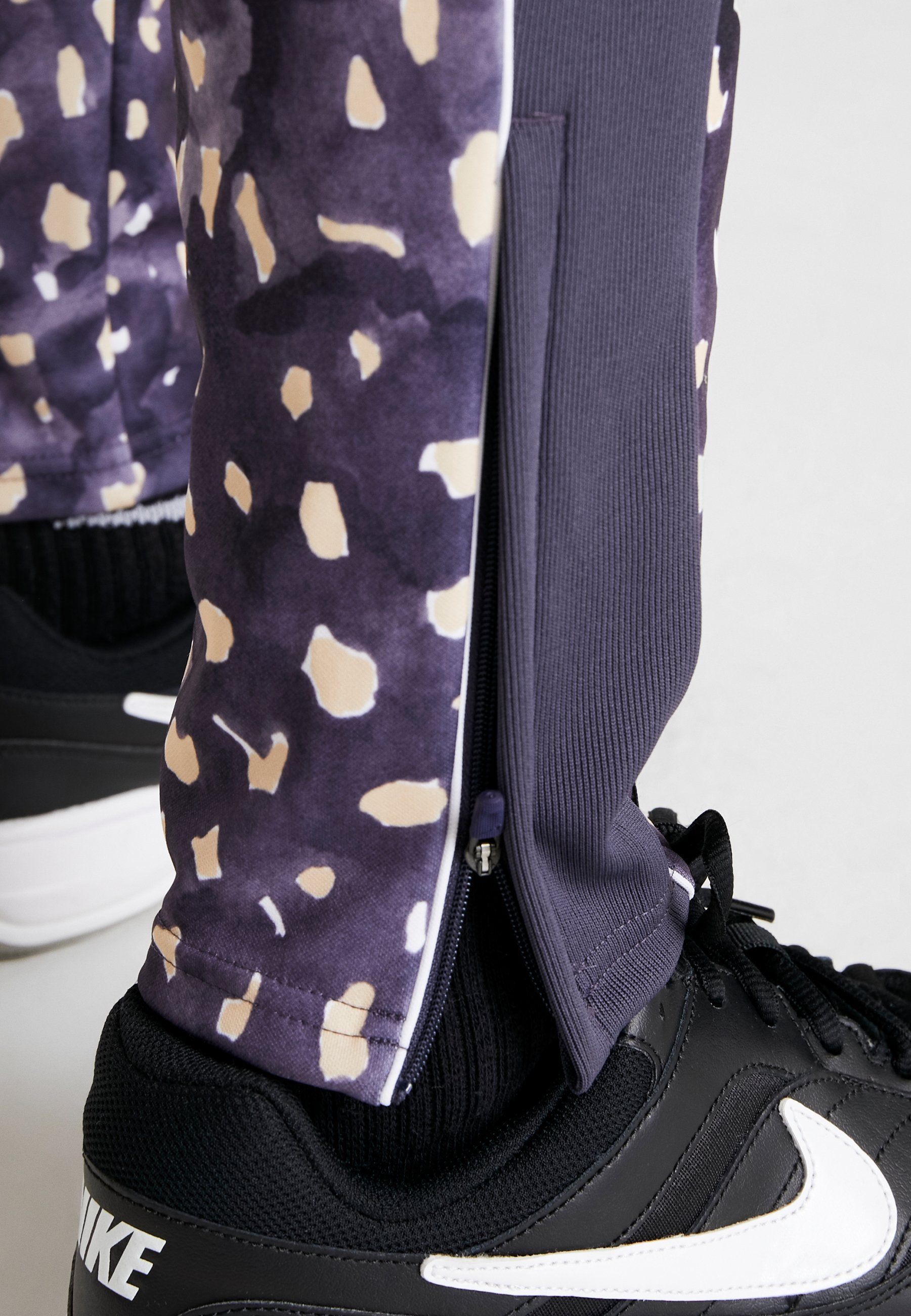 nike performance warm up