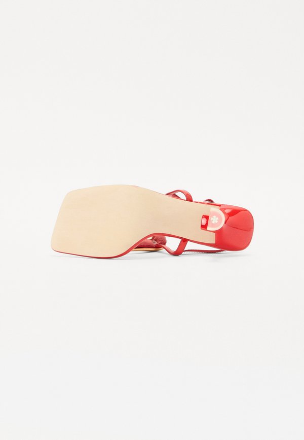 LINQ - Sandals - coral gold4
