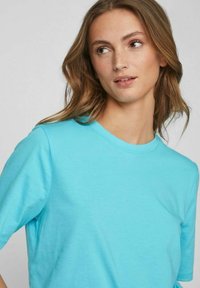 VILA BOXY  - T-shirt basic - capri