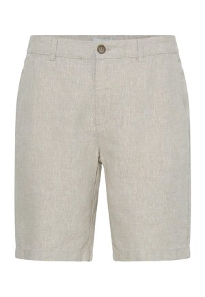 Shorts beige en lin longueur genou avec fermeture par bouton, passants pour ceinture et poches latérales, vue de face sur fond blanc.