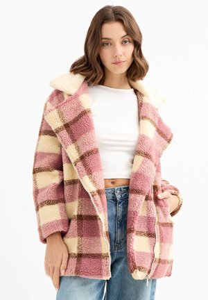 Abrigo de invierno - rosa