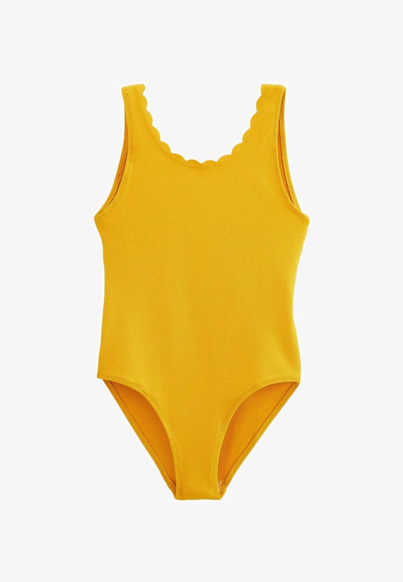 Maillot de bain une pièce jaune avec une texture côtelée, un décolleté festonné et des jambes échancrées. Présente une construction solide et des bords lisses.