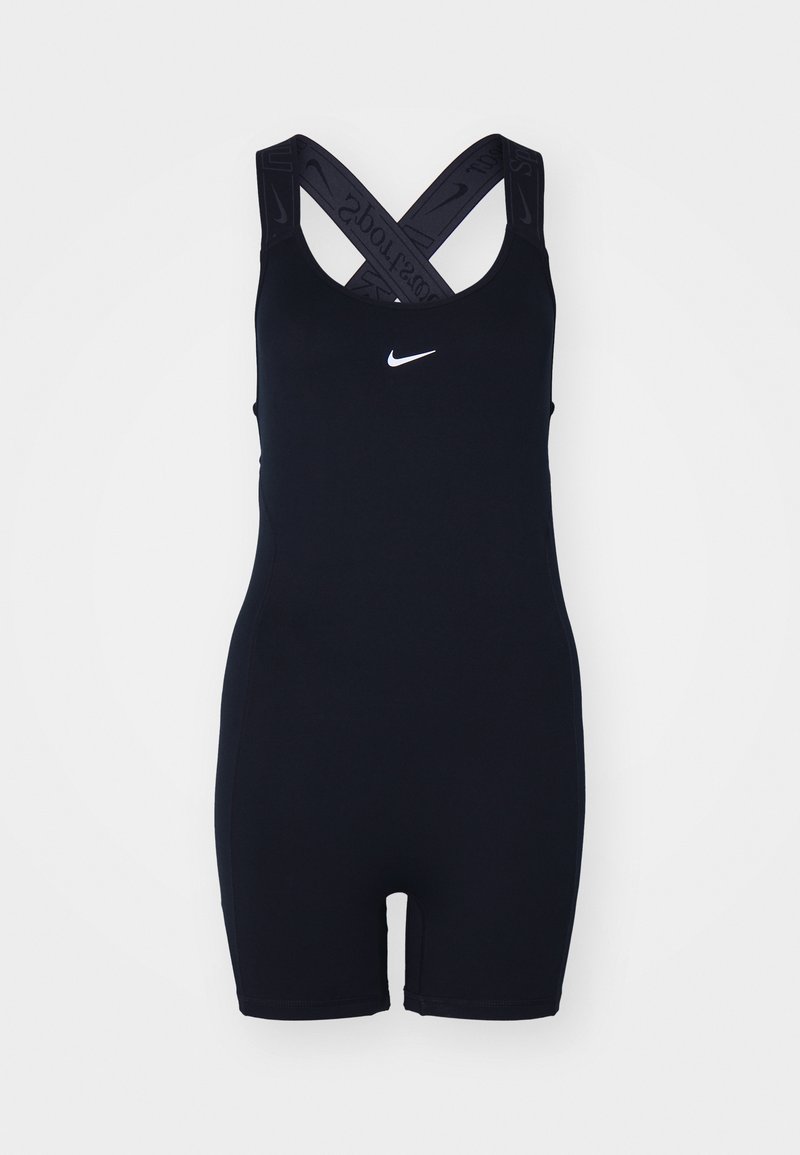 Baño de una sola pieza negro con tirantes cruzados, diseño ajustado y un pequeño logo de Nike en blanco en la parte delantera. Hecho de material suave y elástico.