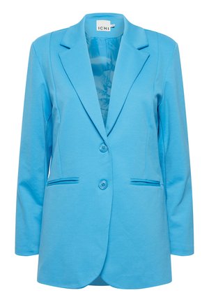 Blazer ajusté bleu en tissu doux, doté d'un col cranté, de deux boutons et de poches latérales avec un subtil détail de couture.