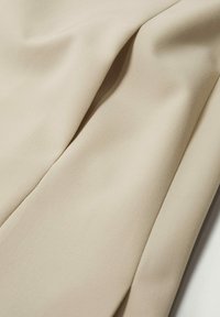 Mango Abrigo corto - beige