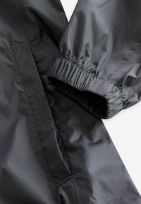 Next WATERPROOF POP ZIP PACKABLE - REGULAR FIT - Regnjakke / vandafvisende jakker - charcoal grey