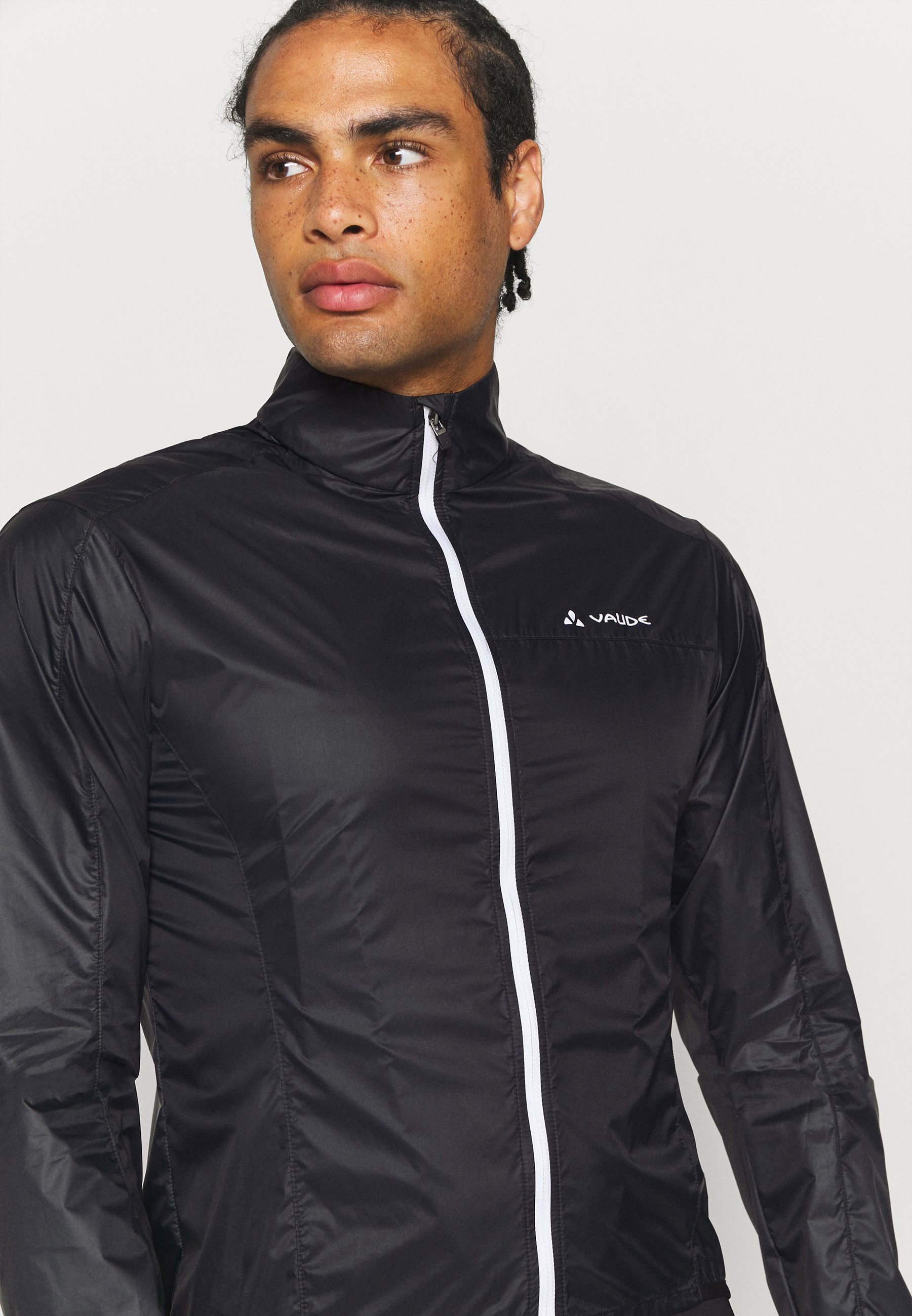 Vaude Waterproof jacket - black 