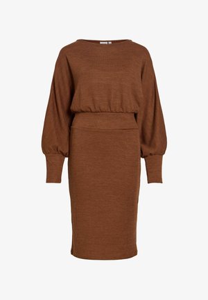 Bruine geribbelde gebreide jurk met lange opgeblazen mouwen, getailleerde taille en knielange zoom, gemaakt van zachte, gestructureerde stof.