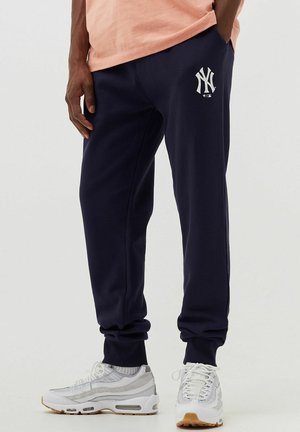 3111M-NVY-EG1 - Pantaloni sportivi - blue