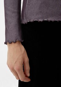 QS Langarmshirt - aubergine