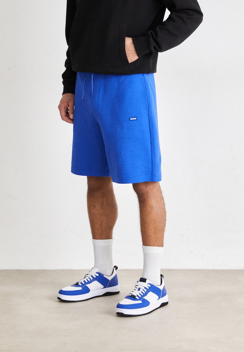 HUGO - NASENSIO - Shorts - open blue, Vergroten