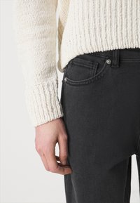 HUGO Jeans Bootcut - grey