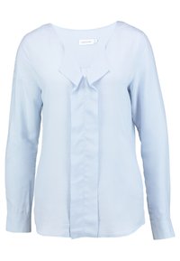 Blusa a maniche lunghe di un blu chiaro realizzata in tessuto morbido, caratterizzata da un scollo a V e una piega centrale sul fronte. Texture leggermente lucida.