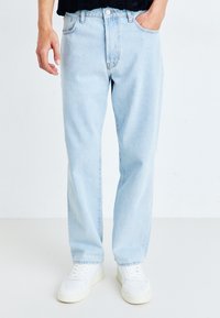 Only & Sons ONSFADE LOOSE ONE BOX - Jean large - light blue denim