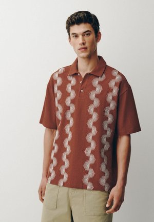 Next, REGULAR FIT - TEXTURED SHORT SLEEVE POLO SHIRTS . - Bluză polo - rust red craft